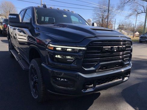 New 2026 RAM 2500 Laramie w/ Night Edition AWD/4WD image 7