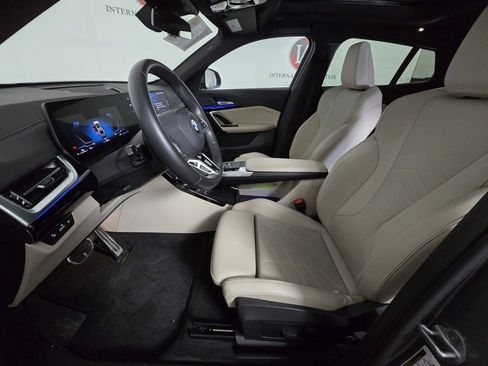 Used 2025 BMW X2 xDrive28i image 14