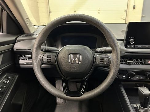 Used 2024 Honda Accord EX image 17