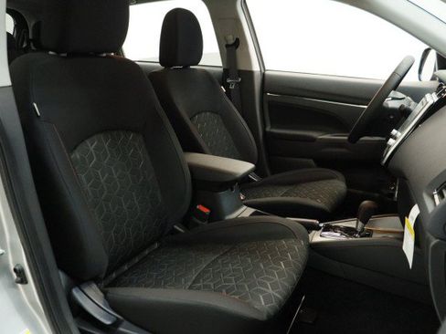 New 2026 Mitsubishi Outlander Sport LE AWD/4WD image 18