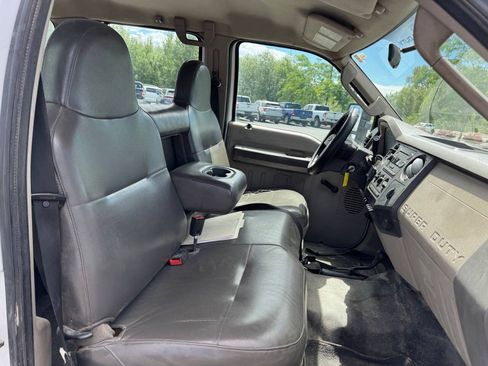 Used 2009 Ford F350 4x4 Crew Cab DRW Super Duty image 18