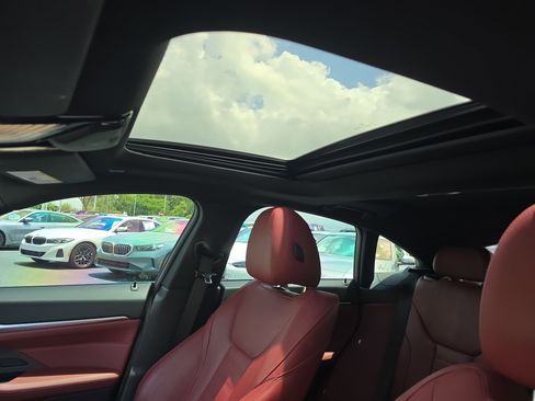 Certified 2023 BMW i4 eDrive35 w/ Premium Package RWD image 27