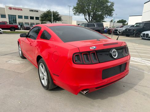 Used 2013 Ford Mustang GT Premium w/ Security Pkg RWD image 2