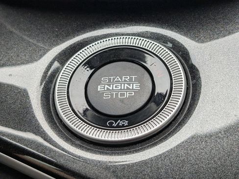 Used 2021 Jeep Grand Cherokee L Laredo w/ Luxury Tech Group I RWD image 26