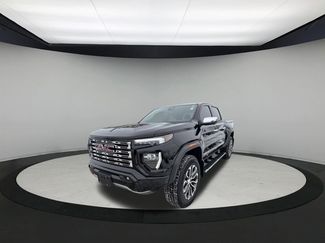 Used 2023 GMC Canyon Denali video 1