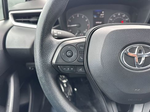 Used 2023 Toyota Corolla LE image 13