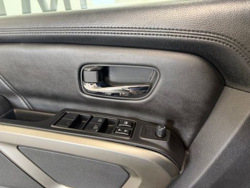 Used 2015 Nissan Armada SL RWD image 16