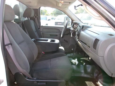 Used 2012 Chevrolet Silverado 3500 W/T image 18
