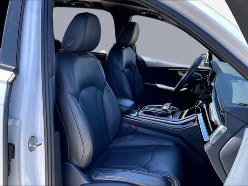 Used 2023 Audi Q7 3.0T Prestige w/ Prestige Package image 7