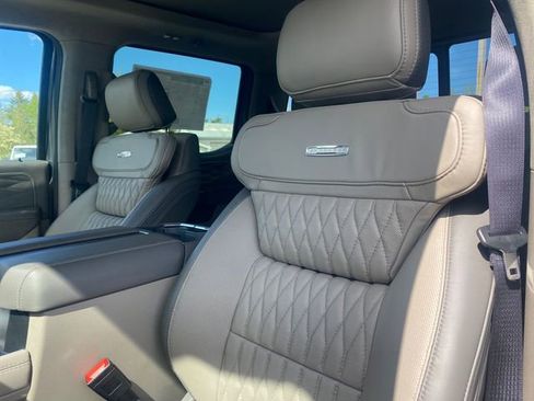 New 2026 Ford F350 Platinum w/ Platinum Plus Package AWD/4WD image 11