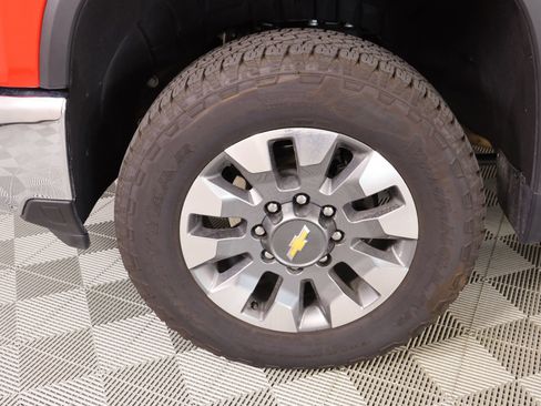 Used 2026 Chevrolet Silverado 2500 LT w/ Safety Package AWD/4WD image 18