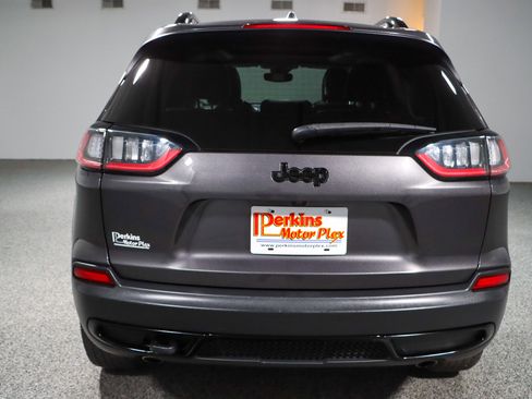 Used 2022 Jeep Cherokee Latitude w/ Sun & Sound Group AWD/4WD image 8