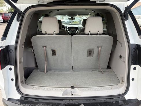 Used 2019 GMC Acadia SLE image 7