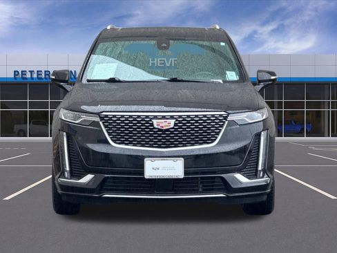 Used 2023 Cadillac XT6 Premium Luxury w/ Technology Package AWD/4WD image 9