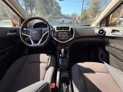 Used 2017 Chevrolet Sonic LT w/ Convenience Package image 13