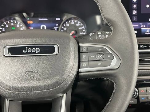 New 2026 Jeep Compass Limited image 13