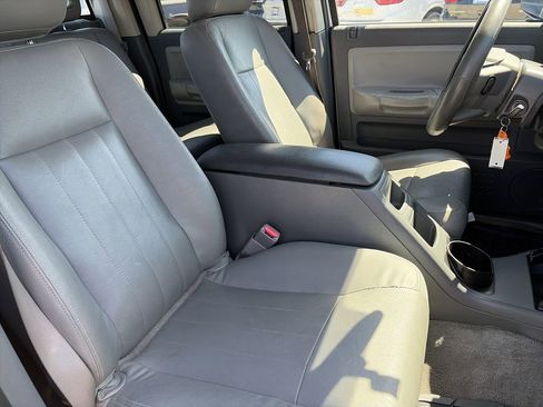 Used 2005 Dodge Dakota Laramie AWD/4WD image 28