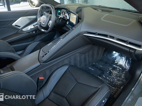 Used 2023 Chevrolet Corvette Z06 image 30