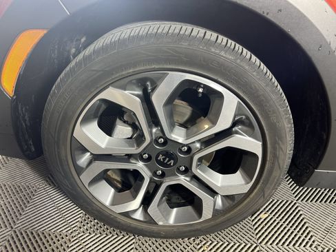 Used 2020 Kia Soul X-Line FWD image 14