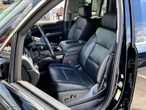 Used 2019 Chevrolet Tahoe LT w/ Texas Edition Package AWD/4WD image 18