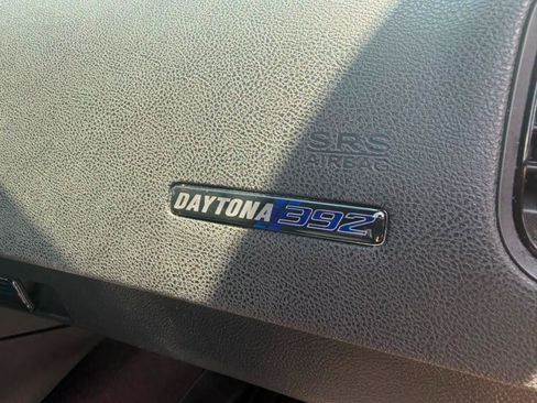 Used 2017 Dodge Charger R/T RWD image 22