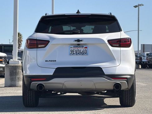 Used 2023 Chevrolet Blazer LT w/ Midnight/Sport Edition FWD image 5