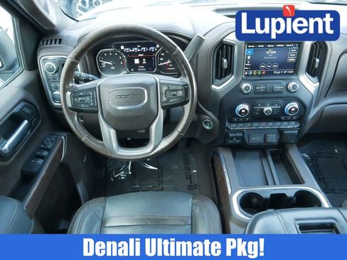 Used 2021 GMC Sierra 1500 Denali w/ Denali Ultimate Package AWD/4WD image 17