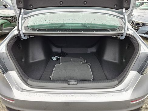 Used 2025 Honda Accord Sport image 8