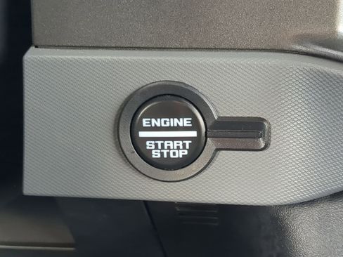 Used 2024 Ford Bronco Big Bend image 21