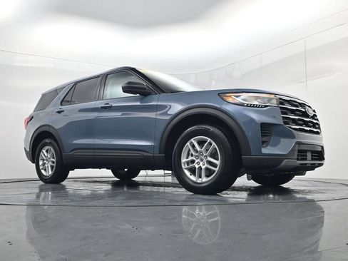 Used 2026 Ford Explorer Active AWD/4WD image 47