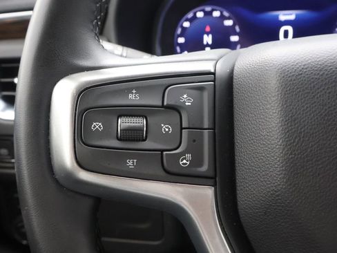 Used 2024 Chevrolet Suburban Premier AWD/4WD image 24