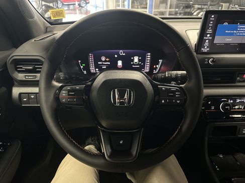 New 2026 Honda Pilot TrailSport image 11
