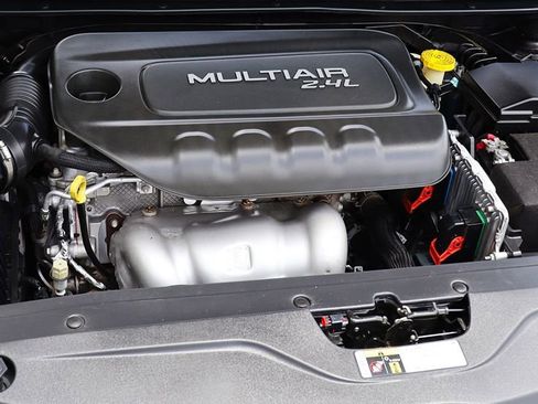 Used 2015 Chrysler 200 Limited w/ Spring Special Group FWD image 58