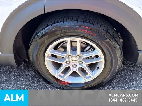 Used 2025 Ford Explorer Active image 25