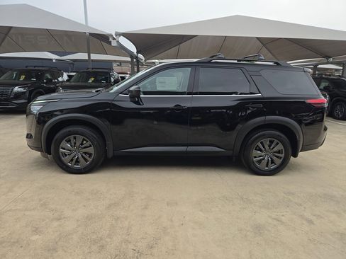 New 2026 Nissan Pathfinder SV FWD image 6
