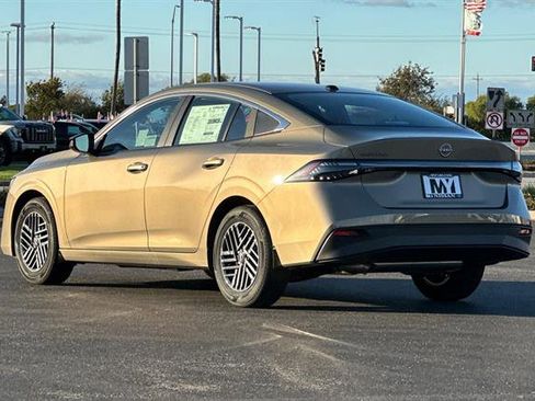 New 2026 Nissan Sentra SV w/ Floor Mat Package image 6