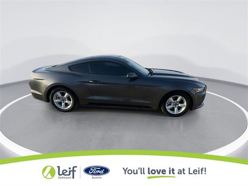 Used 2017 Ford Mustang Coupe image 13