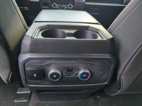 Used 2021 Ford Expedition XLT image 19