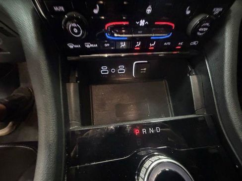 Certified 2023 Jeep Grand Cherokee L Altitude AWD/4WD image 22