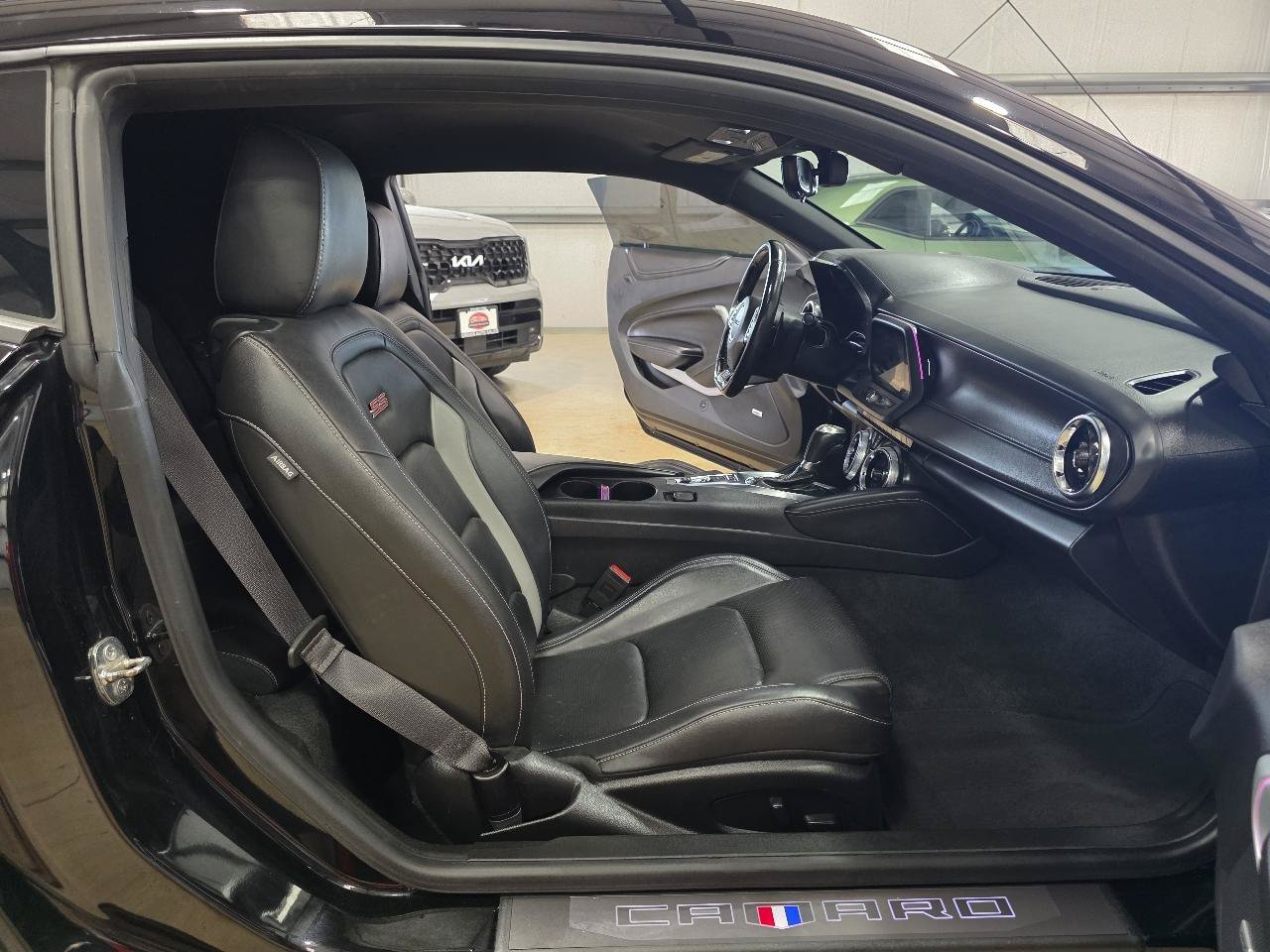 Used 2023 Chevrolet Camaro SS RWD image 17