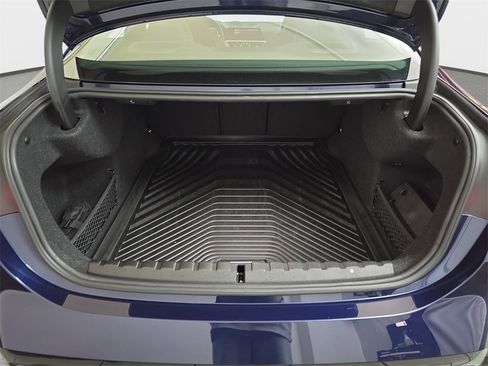 Used 2023 BMW M4 xDrive Competition w/ Executive Package image 15