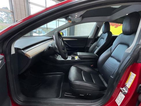 Used 2022 Tesla Model 3 Standard Range RWD image 11