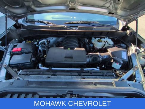 Used 2020 Chevrolet Silverado 1500 Custom w/ Custom Value Package AWD/4WD image 29