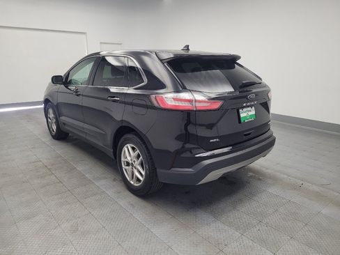 Used 2023 Ford Edge SEL image 5