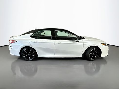 Certified 2019 Toyota Camry XSE FWD image 8