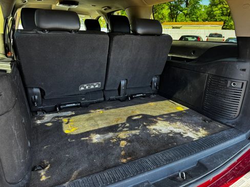 Used 2012 Chevrolet Suburban LT w/ Texas Edition RWD image 7