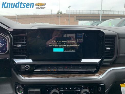 Used 2026 Chevrolet Silverado 1500 RST AWD/4WD image 28