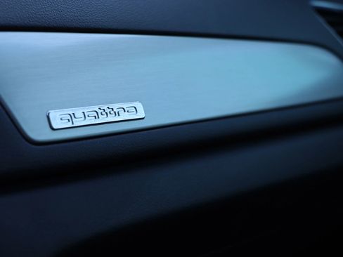 Used 2018 Audi Q3 2.0T Premium image 47