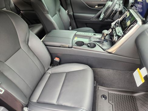 New 2026 Lexus LX 600 4WD w/ Luxury Package image 6