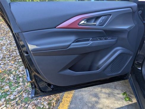 New 2026 Chevrolet Equinox EV RS image 8